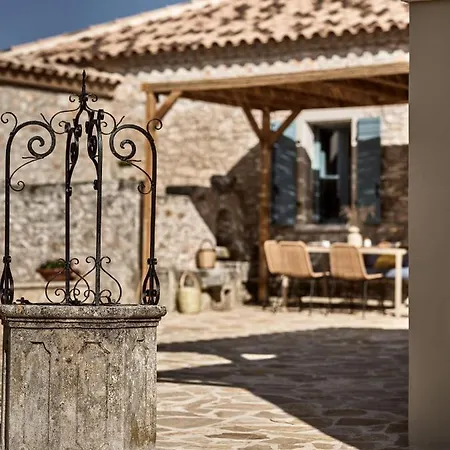 Alkis Farm And Residence Yírion Exterior foto